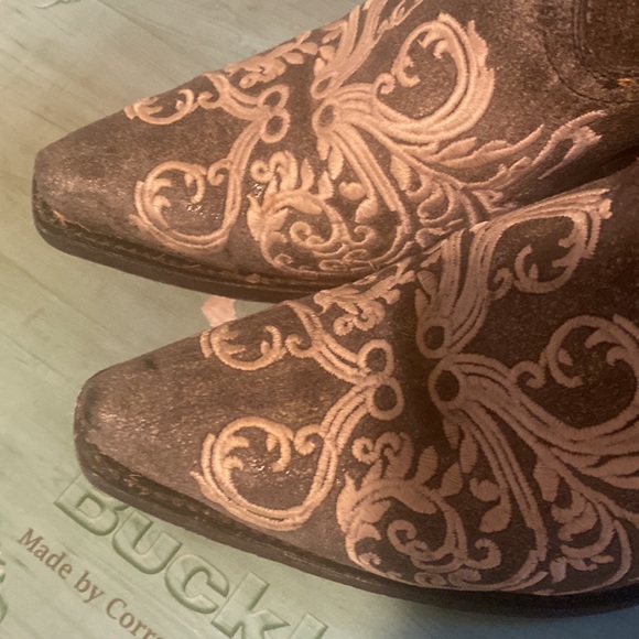 Corral Boots - Picture 3 of 4